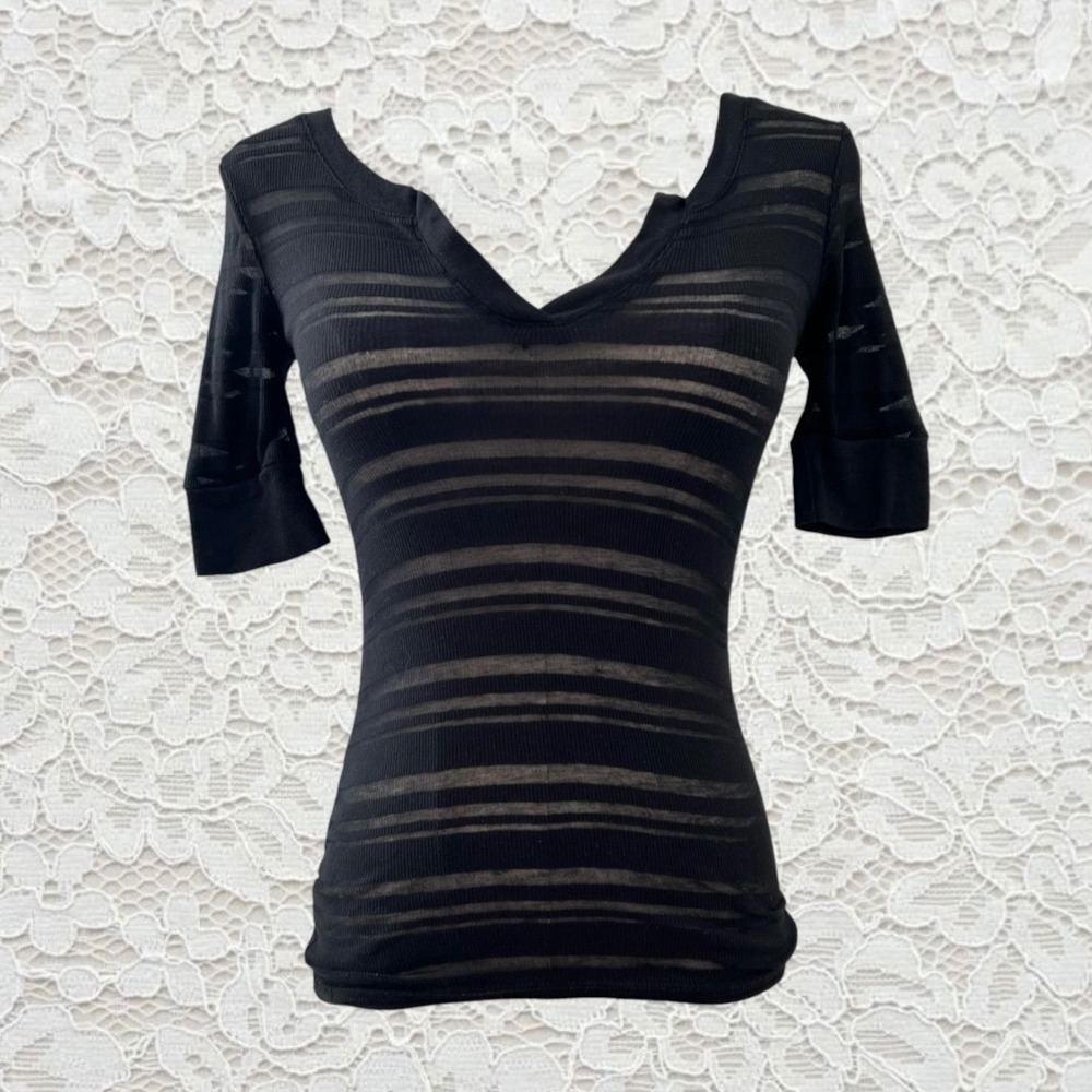 vintage y2k stripe quarter sleeve fitted top